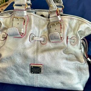 Dooney and Bourke Vintage Platinum silver leather midsize bag.